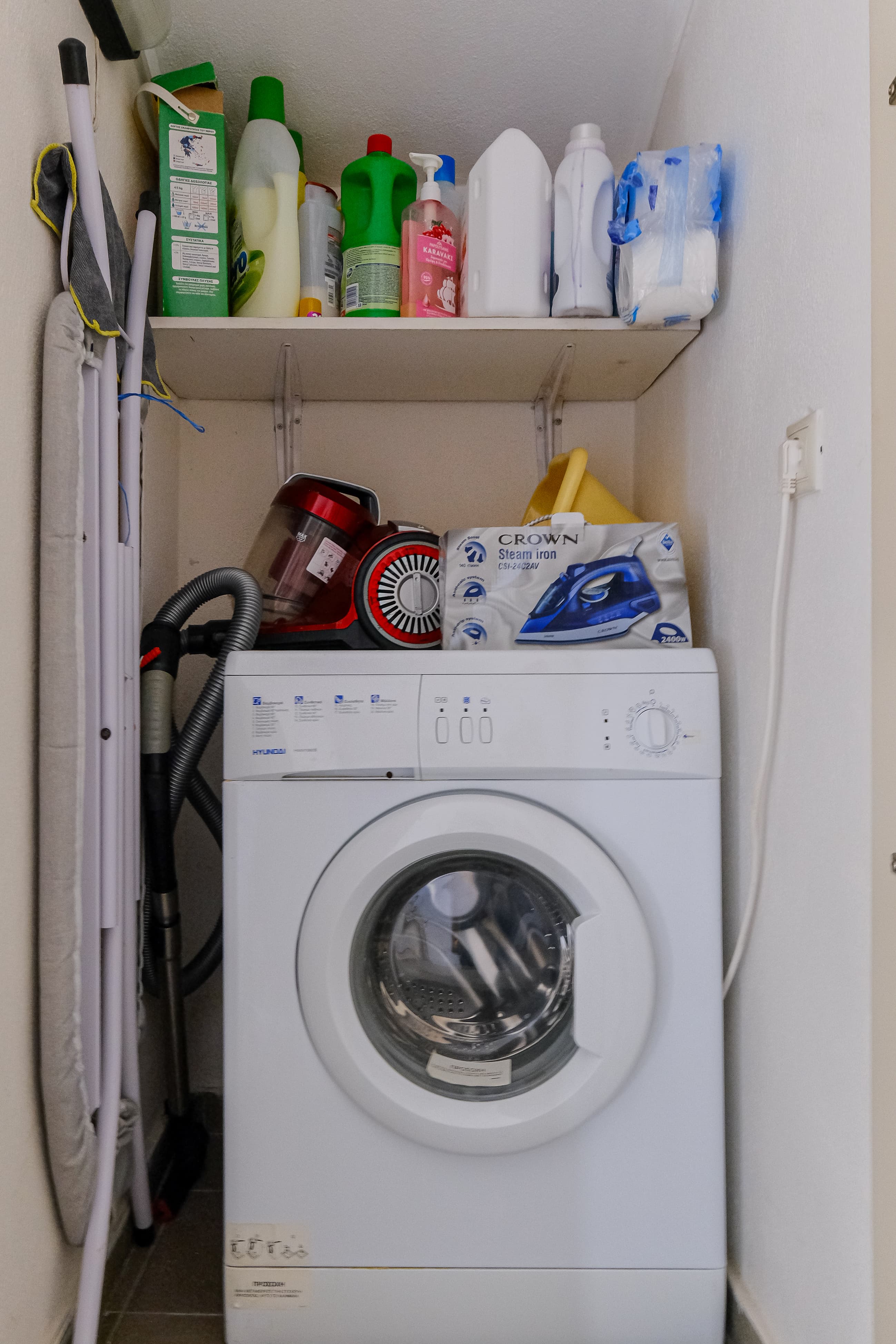 Villa Image 42 - Laundry Room