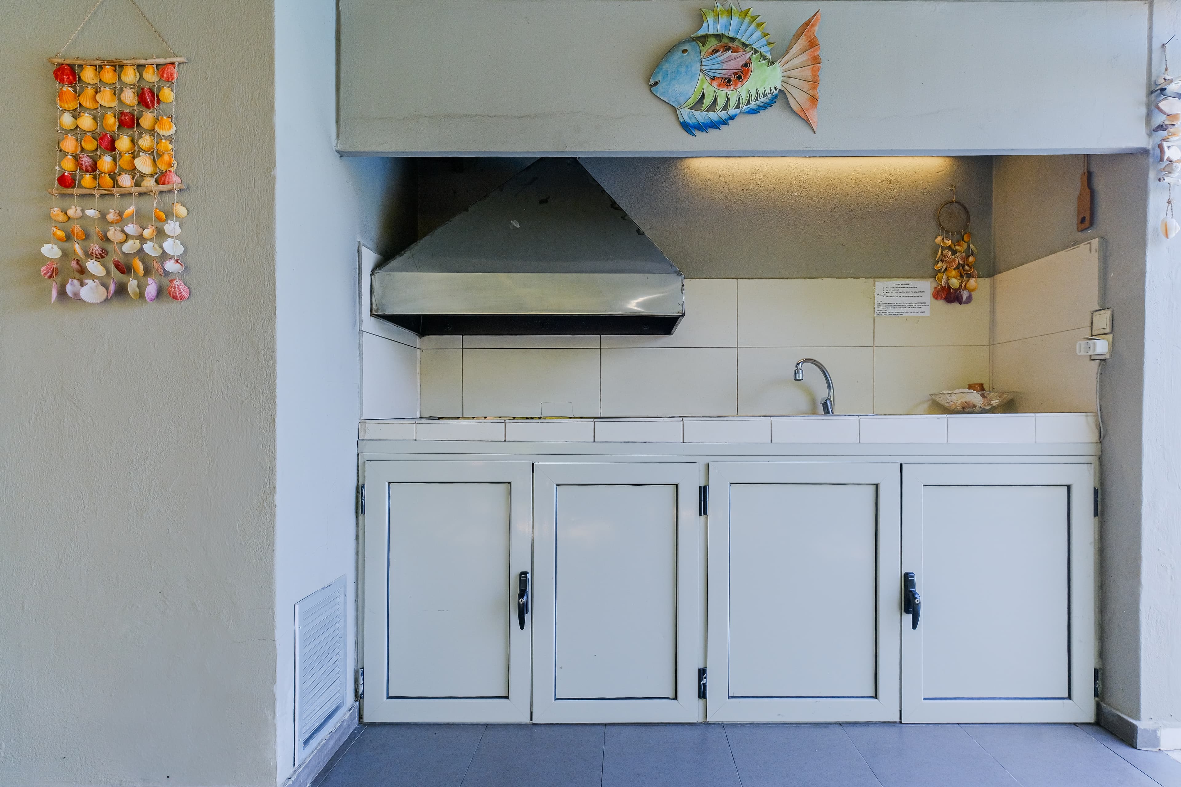 Villa Image 8 - Barbecue Area