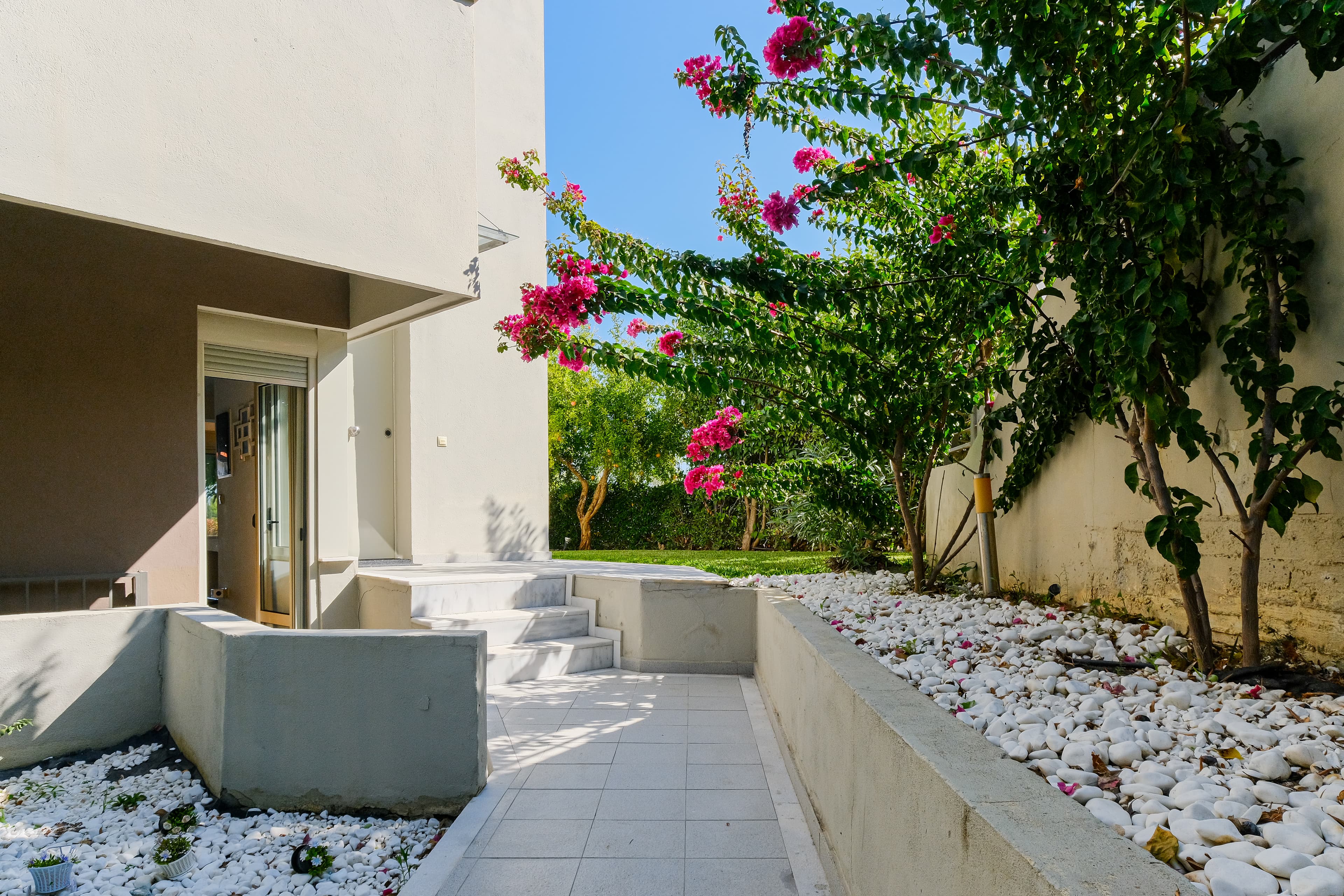 Villa Image 3 - Villa Entrance