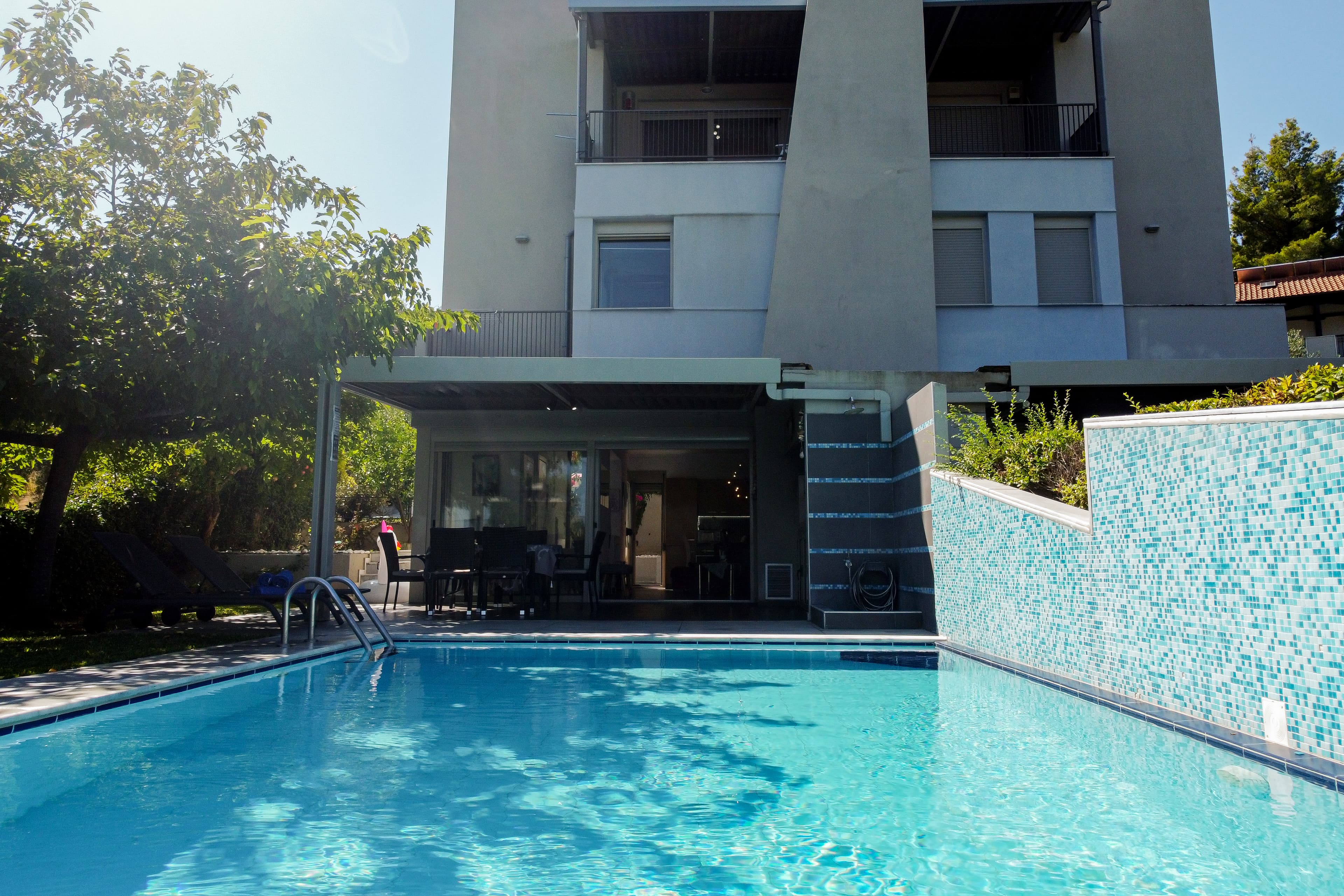 Villa Image 23 - Pool & House View